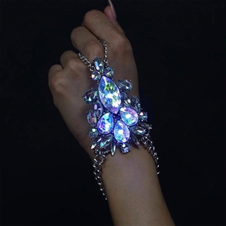 Unikke krystal håndsmykke med lys